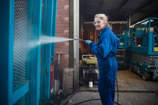 Best Garage Pressure Washing  in Thedral City, CA